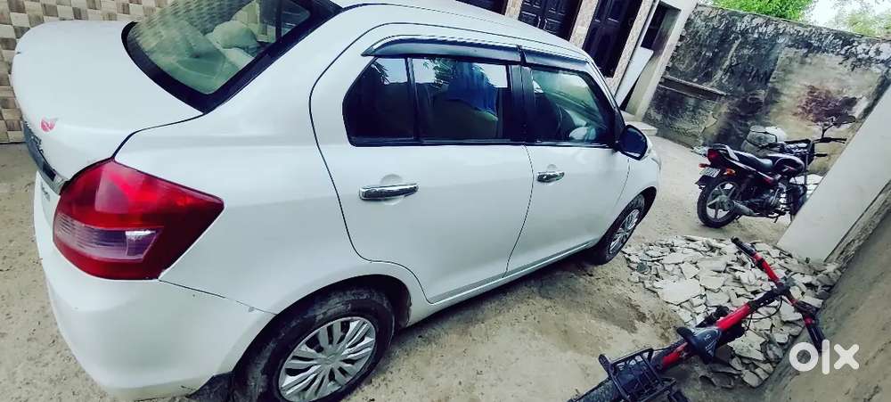 Maruti Suzuki Dzire 2016 Cng & Hybrids 275000 Km Driven