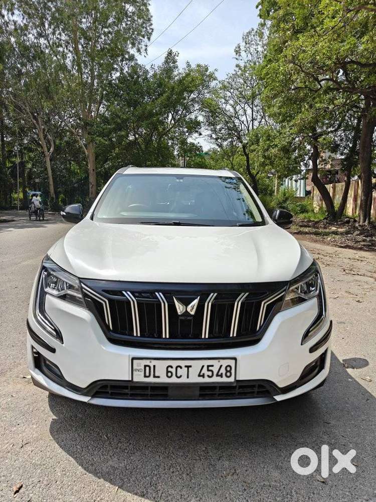 Mahindra Xuv700 2.0 Ax 5 Petrol Mt Str, 2023, Petrol