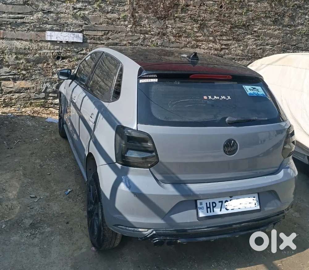 Volkswagen Polo Highline - 1.2l Mpi Petrol Top Model 2015 (nardo Grey)