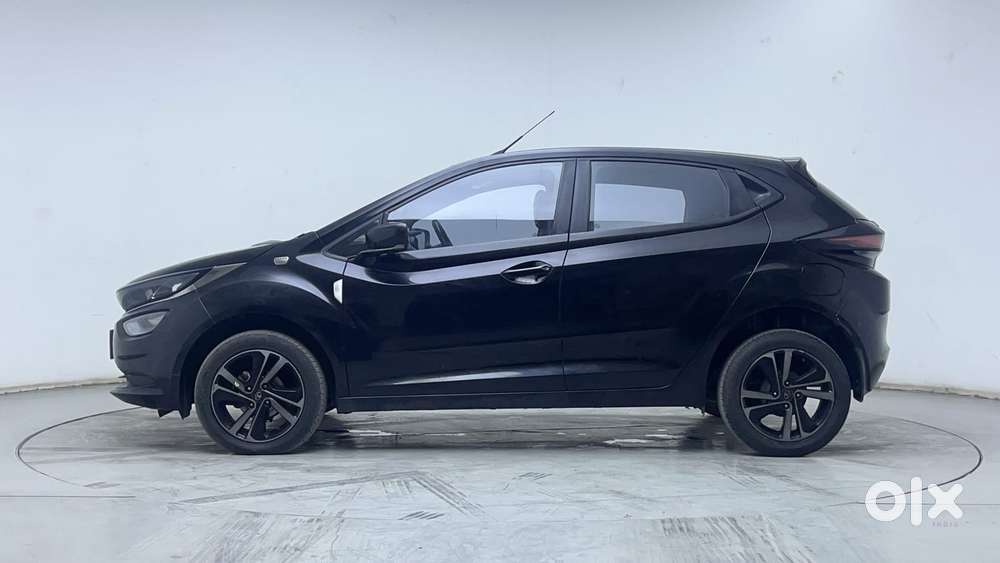 Tata Altroz 1.2 Xz Plus Dark Edition, 2022, Petrol