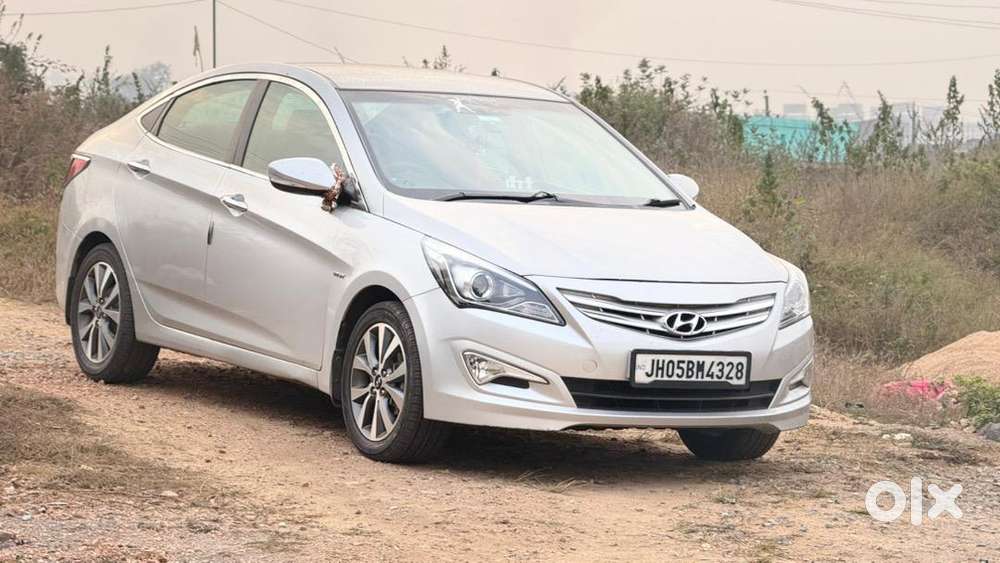 Hyundai Fluidic Verna 2016 Petrol Well Maintained