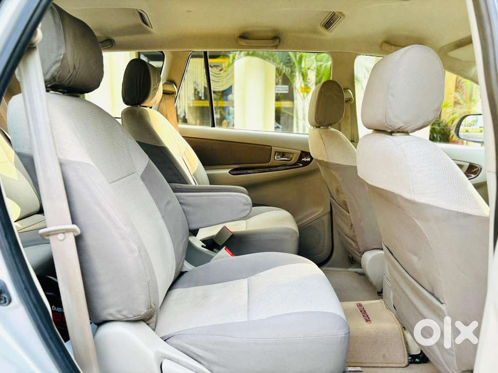 Toyota Innova 2.5 Vx 7 Str Bs-iii, 2013, Diesel