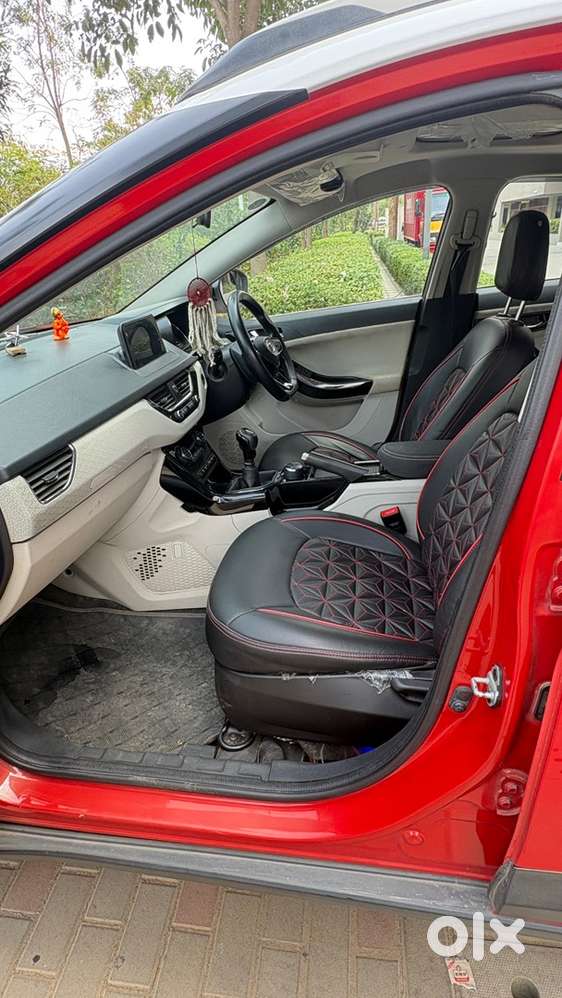 Single Handily Driven Tata Nexon Diesel Top Model
