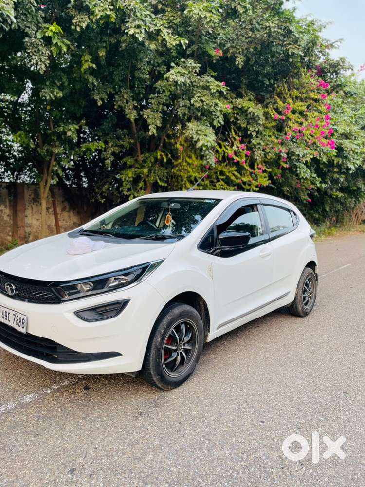 Tata Altoz 2021 Petrol
