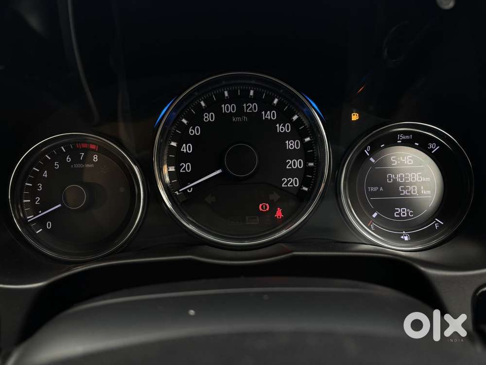 Honda City 1.5 V 5th Gen I-vtec Mt, 2022, Petrol