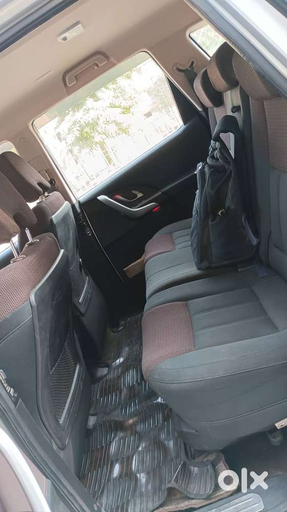 Xuv500 W6 2015