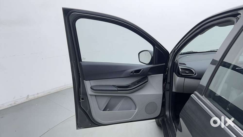 Tata Tiago 1.05 Revotorq Xt Option, 2022, Petrol