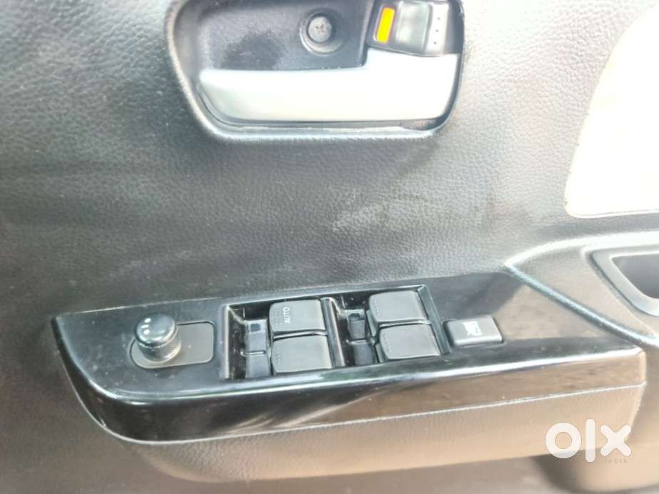 Maruti Suzuki Wagon R Vxi Optional, 2018, Petrol