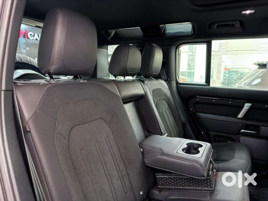 Land Rover Defender 5.0 110 V8, 2023, Petrol