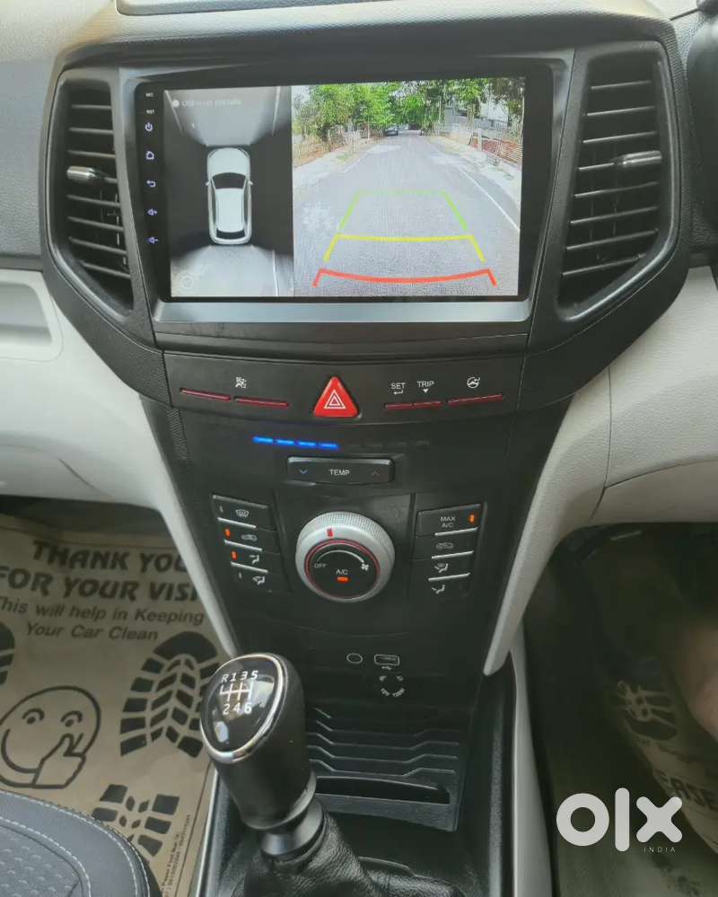 Mahindra Xuv300 W6 Diesel Manual With Sunroof,2022