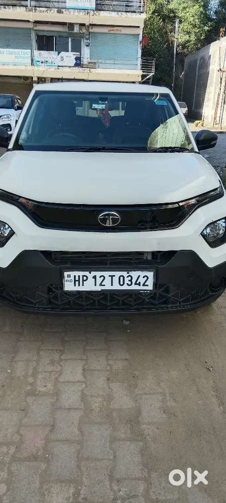 Tata Punch 1.2 Revotron 2025