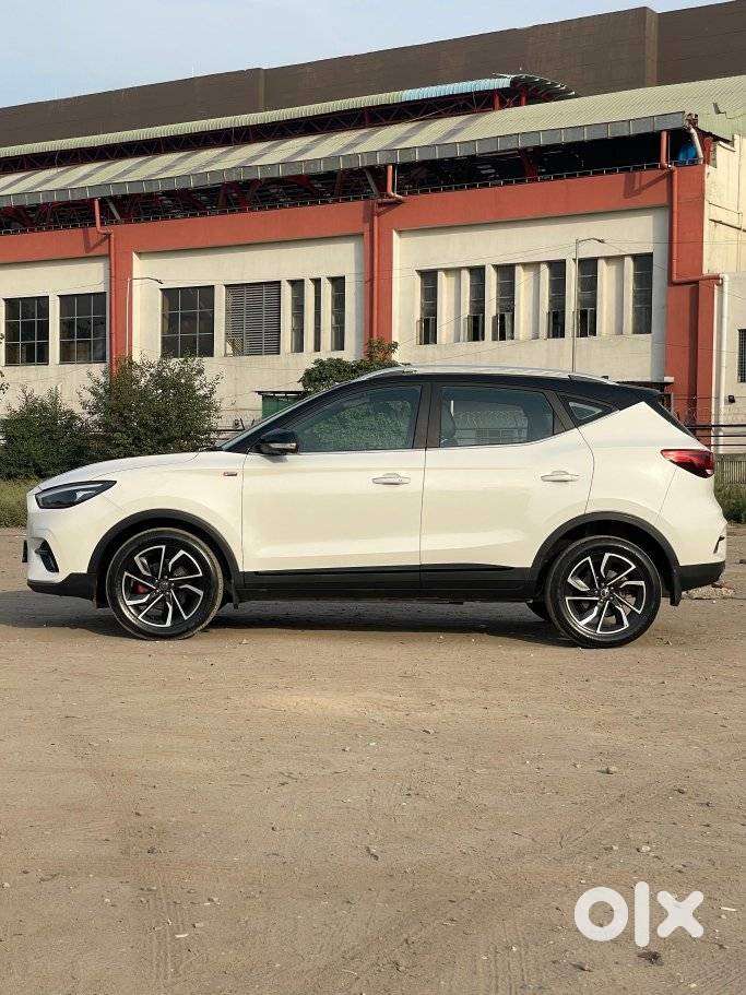 Mg Astor 1.3 Savvy Turbo At S Red, 2023, Petrol