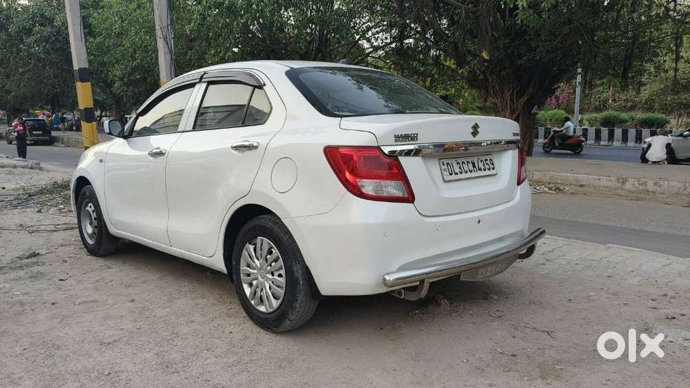 Maruti Suzuki Swift Dzire Lxi Option, 2017, Cng & Hybrids