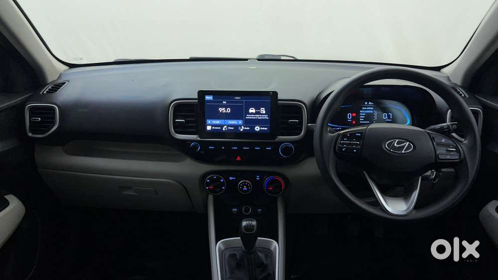 Hyundai Venue 1.2 S (o), 2022, Petrol