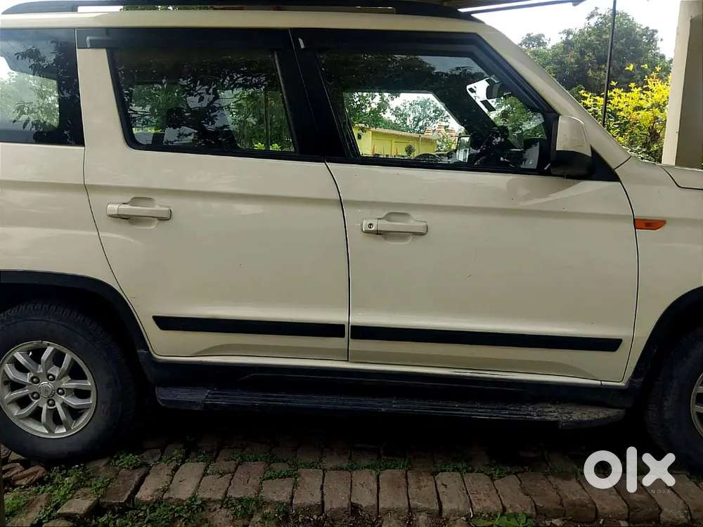 Mahindra Tuv 300 2019