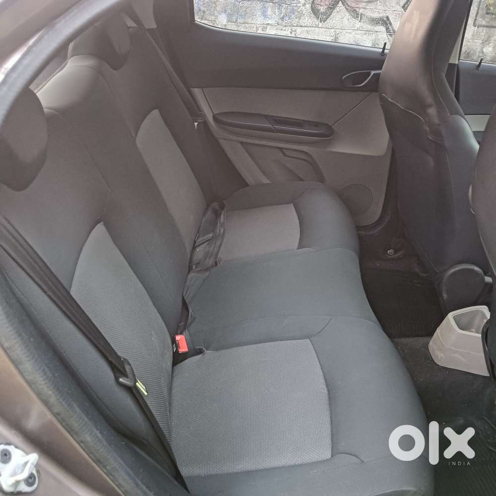 Tata Tiago 1.2 Revotron Xt, 2018, Petrol