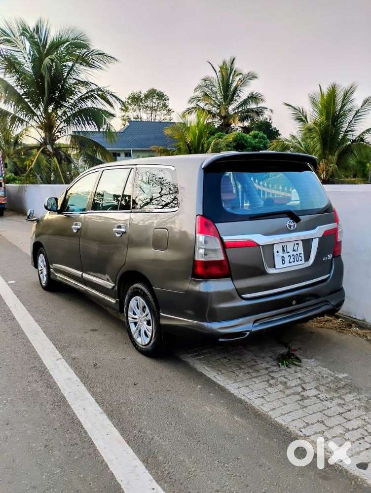 Toyota Innova 2004-2011 2.5 G4 Diesel 7-seater, 2011, Diesel