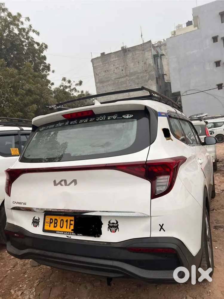 Kia Carens 2025 Diesel 90000 Km Driven