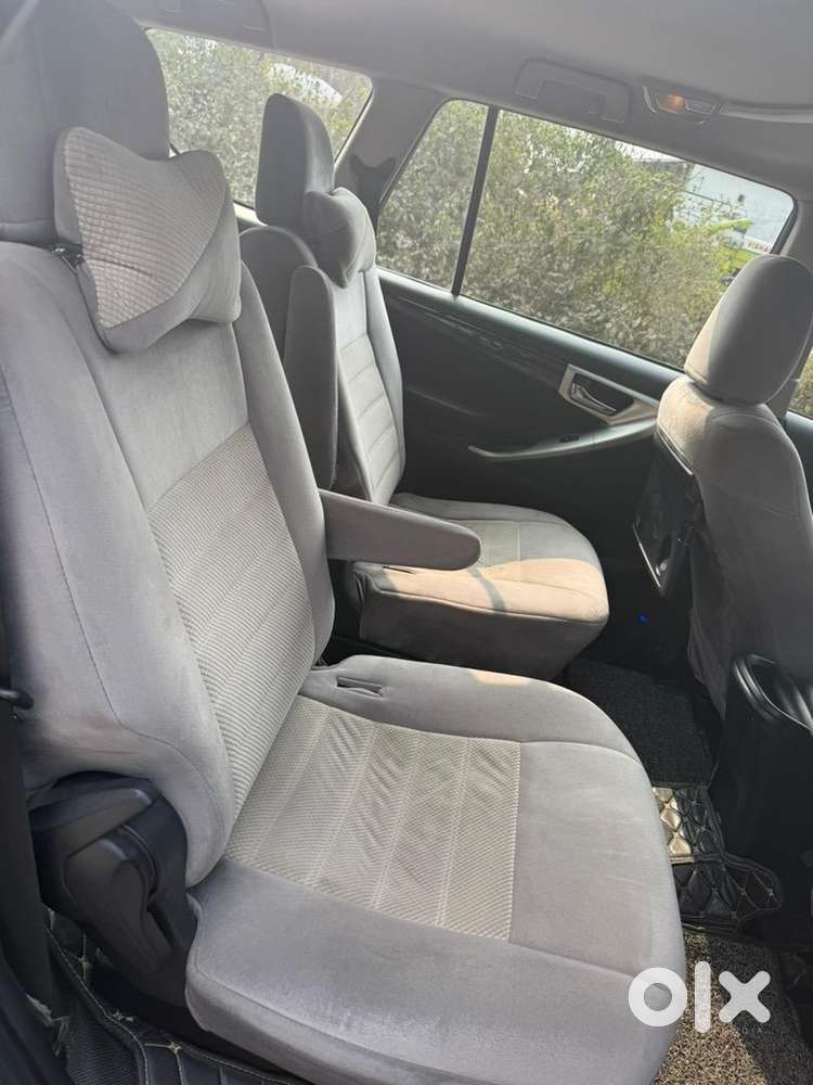 Toyota Innova Crysta 2016 Diesel Well Maintained