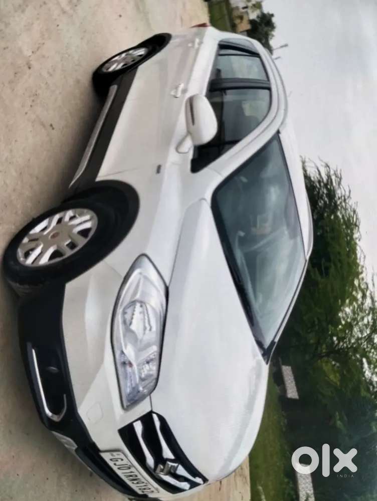 Maruti Suzuki S-cross 2016 Diesel 123000 Km Driven