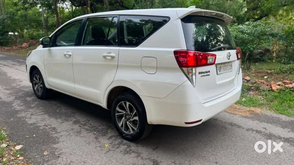 Toyota Innova Crysta [2020-ongoing] 2.4 Gx 7 Str, 2022, Diesel