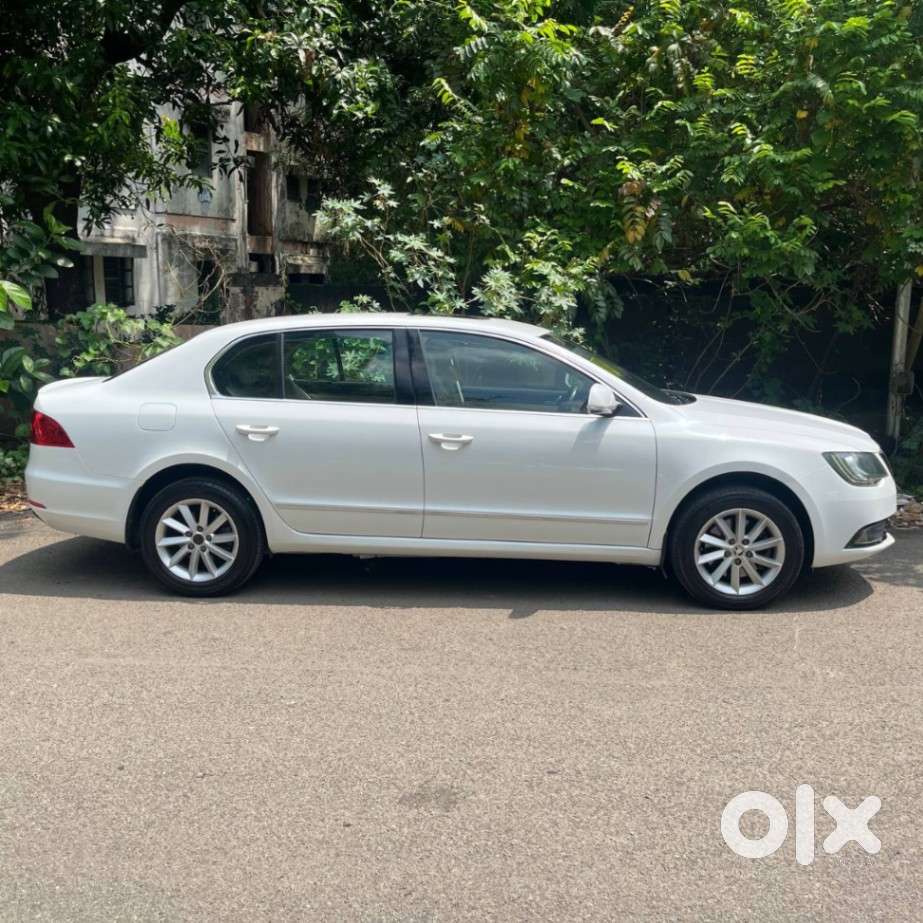 Skoda Superb Elegance 2.0 Tdi Cr At, 2015, Diesel