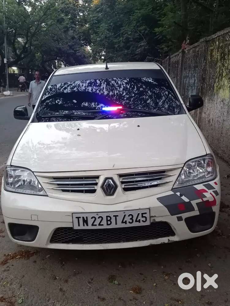 Mahindra Renault Logan 2013 Petrol Well Maintained