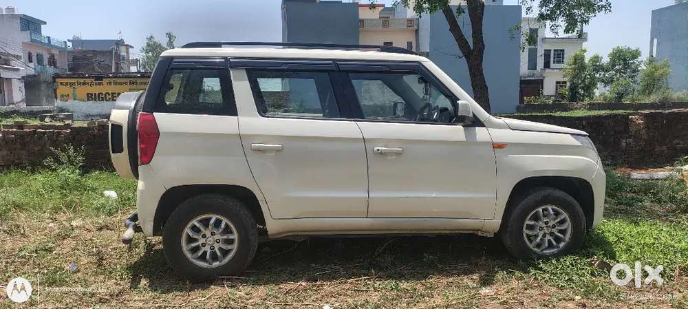 Mahindra Tuv 300 Plus 2016 Diesel 110000 Km Driven