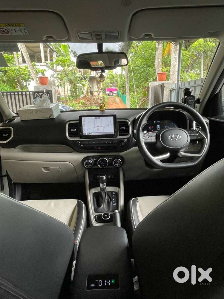 Hyundai Venue Sx Turbo Dct - Top End (only 22,791 Km)