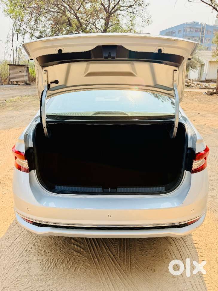 Skoda Slavia 1.0 Tsi Style, 2022, Petrol