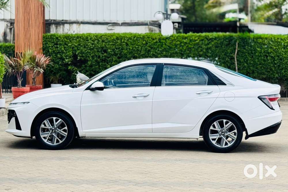 Hyundai Verna, 2023, Petrol