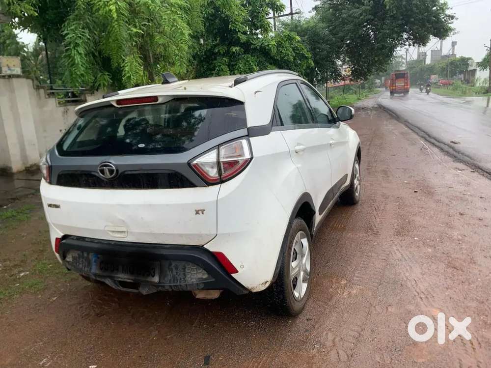 Tata Nexon 1.5 Xt 2019 पेट्रोल