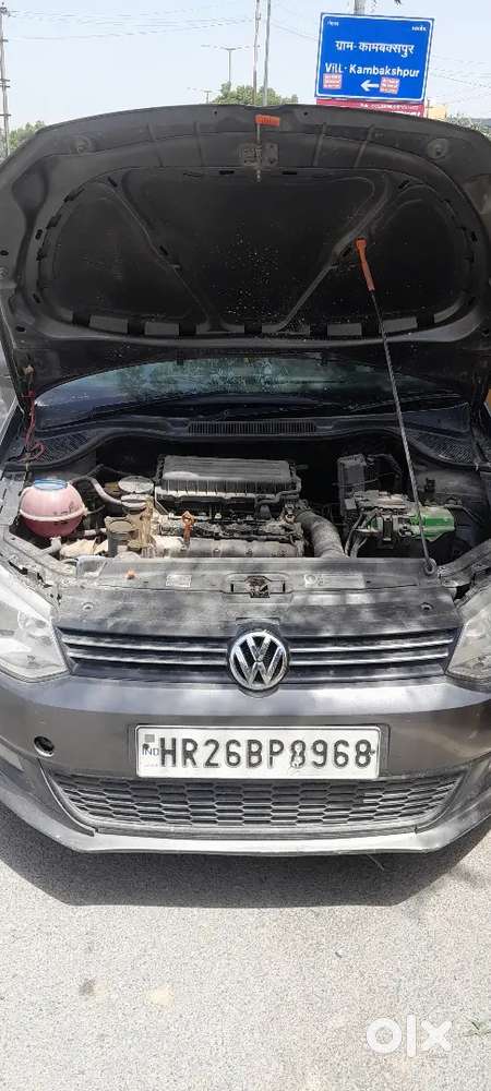 Volkswagen Polo 1.6 Highline 2012 Car