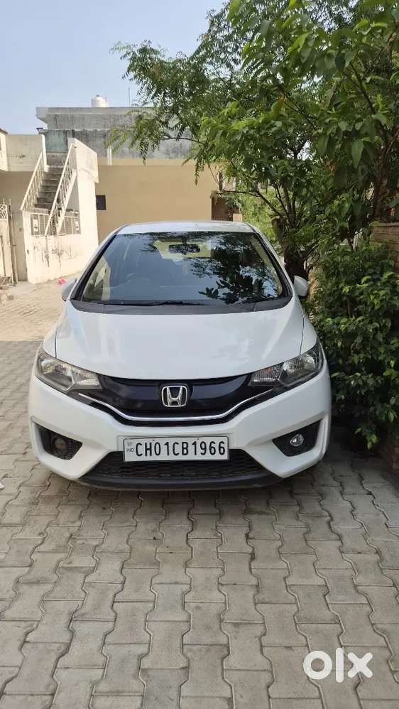 Honda Jazz 2017 Petrol 35000 Km Driven Well Maintained