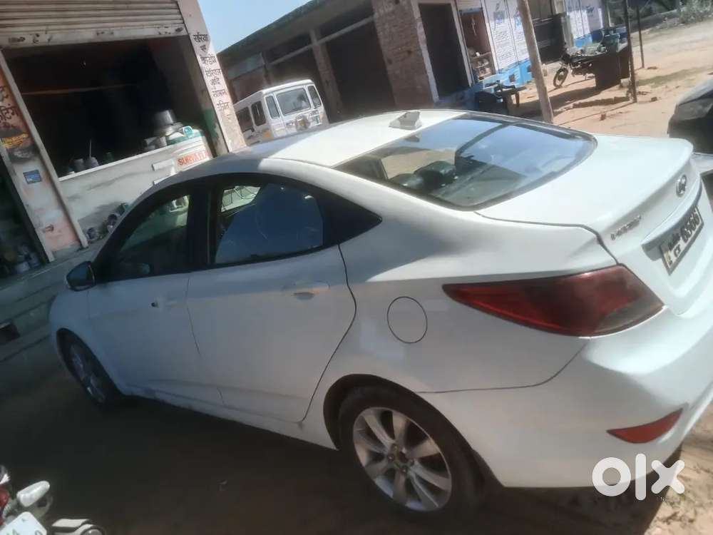 Hyundai Verna 2013 Diesel 125000 Km Driven