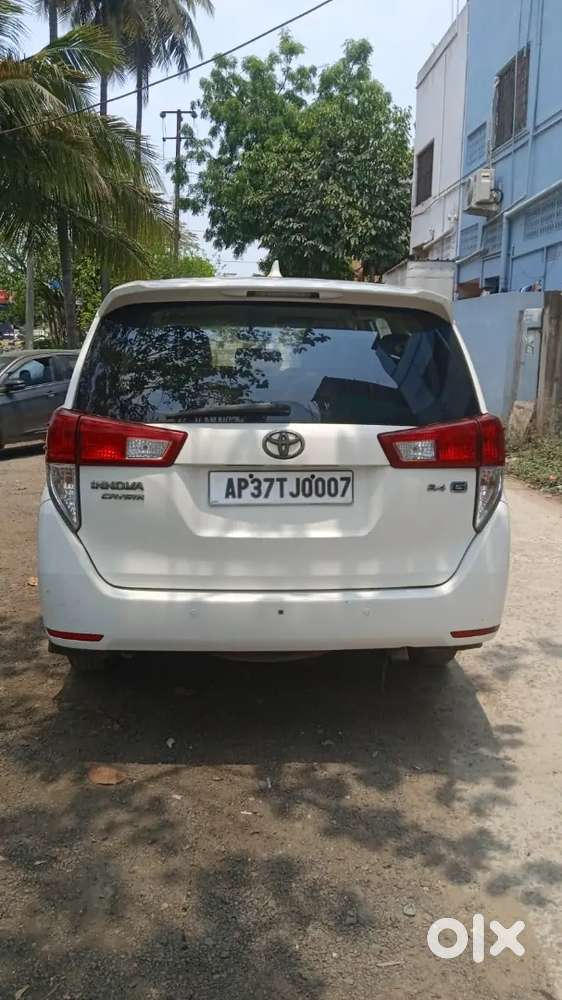 Toyota Innova Crysta 2018 Diesel 125000 Km Driven