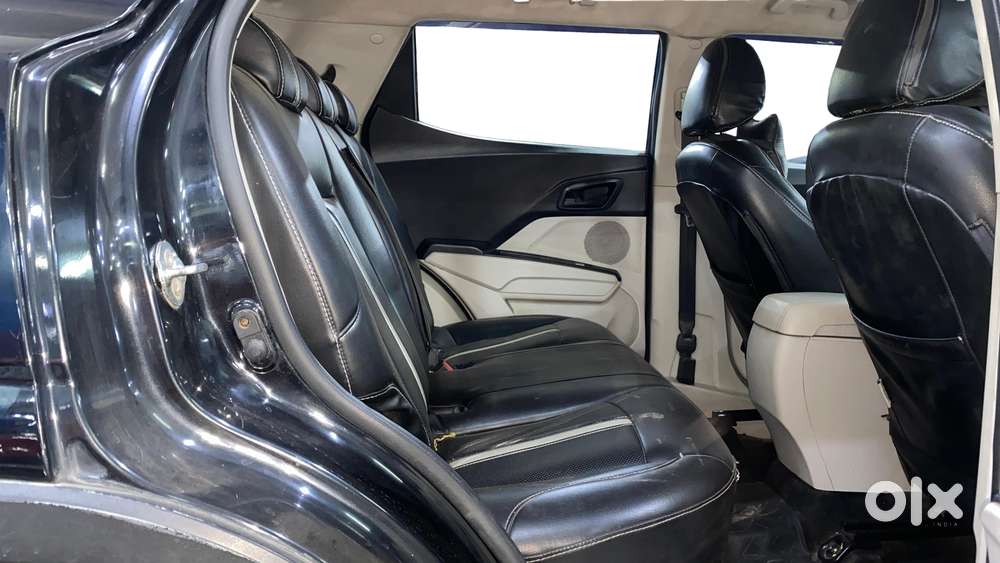 Mahindra Xuv300 W6, 2020, Petrol