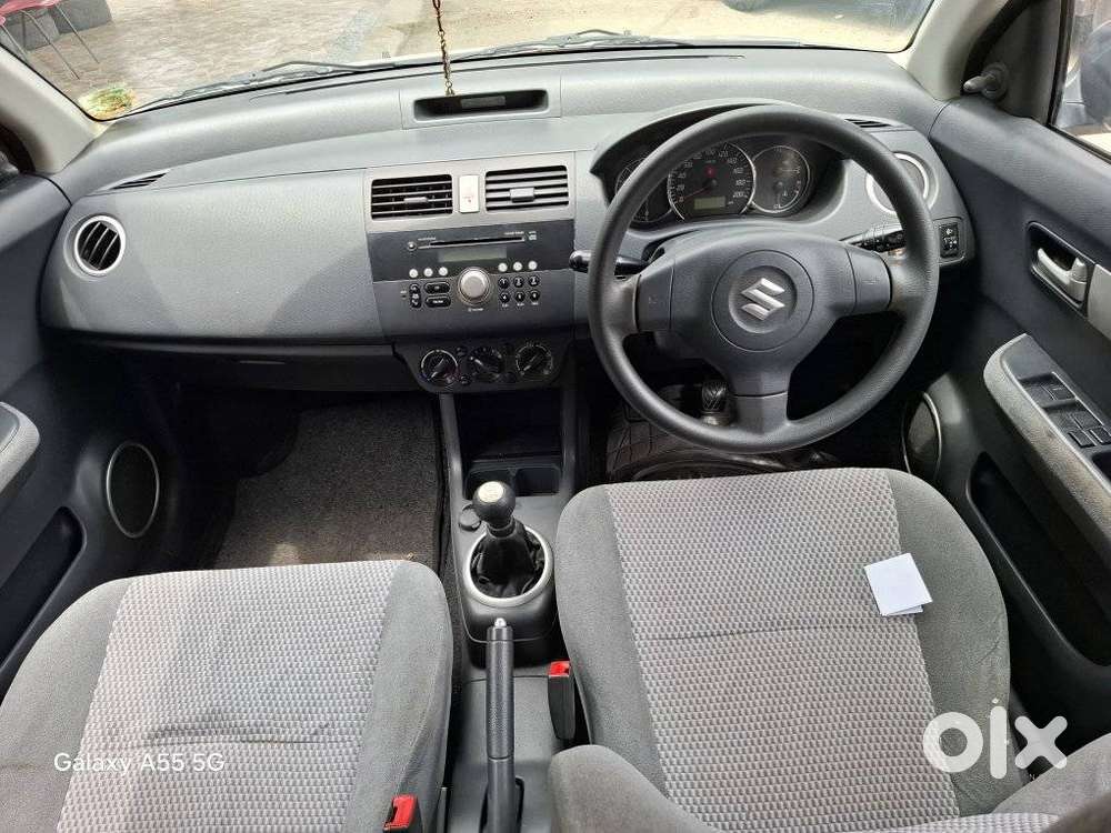 Maruti Suzuki Dzire 1.2 Vxi, 2012, Petrol