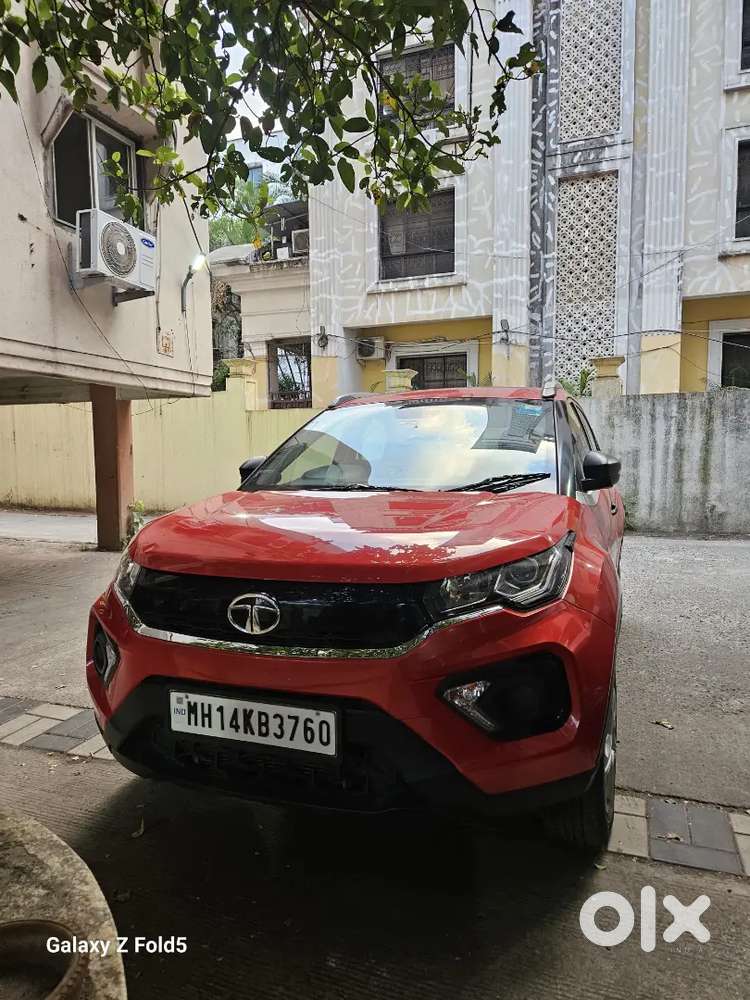 Tata Nexon Xm (s)