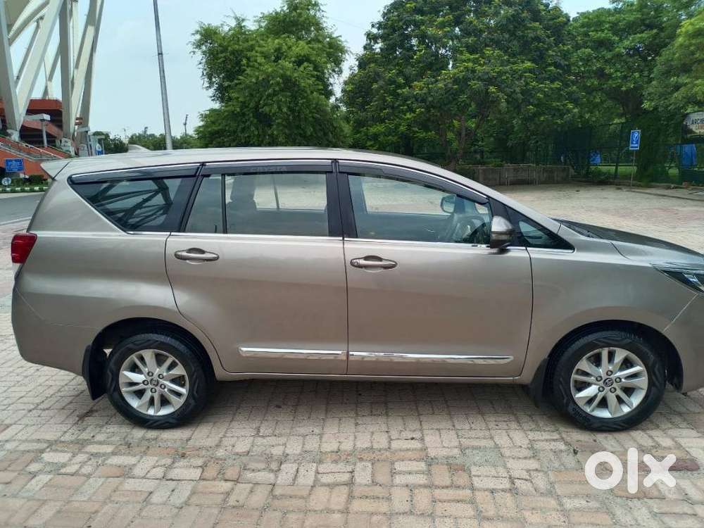 Toyota Innova Crysta 2.4 Gx Mt, 2018, Diesel