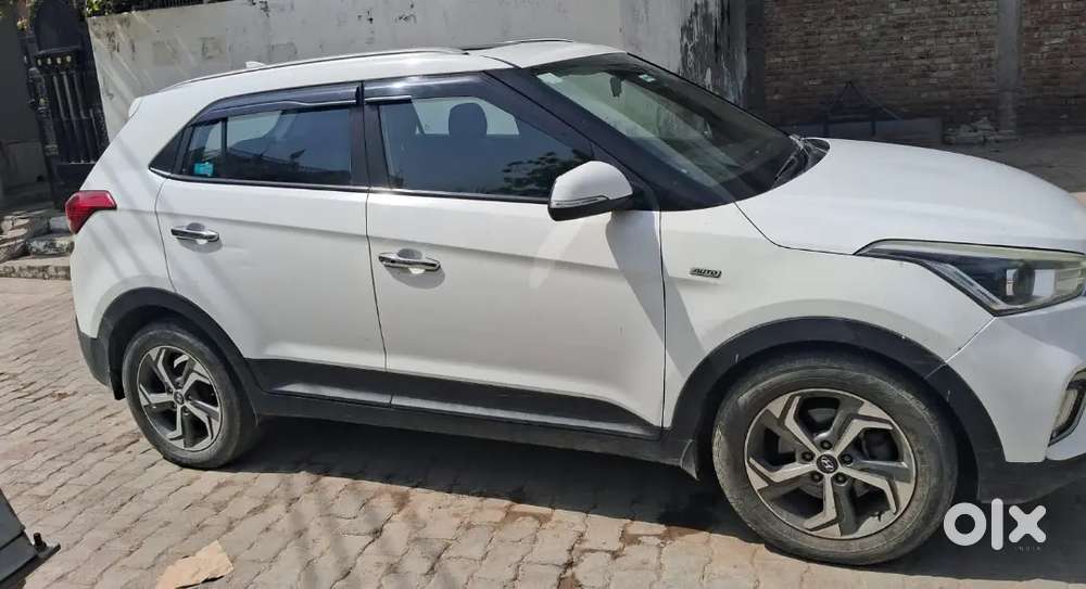 Well Mentained Doctor Car