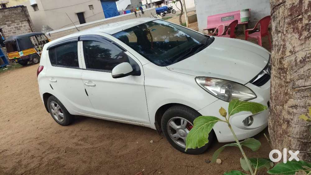 Hyundai I20 Diesel Manual 2012