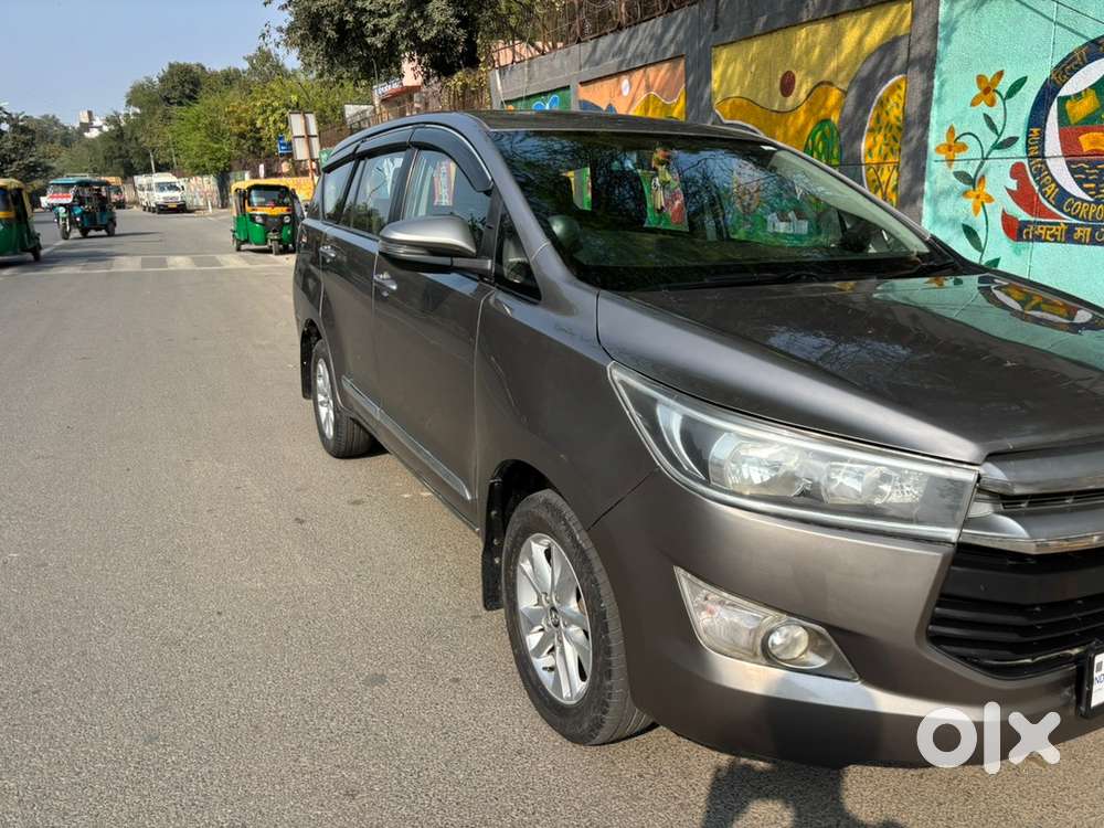 Toyota Innova Crysta