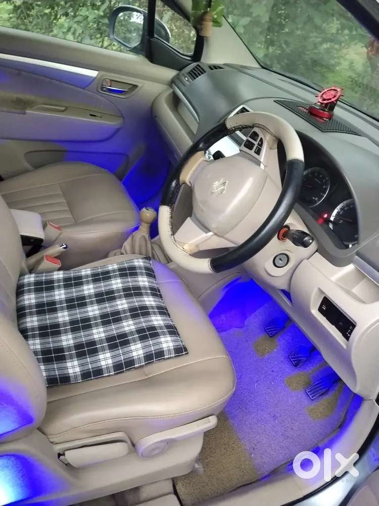Maruti Suzuki Ertiga Zxi