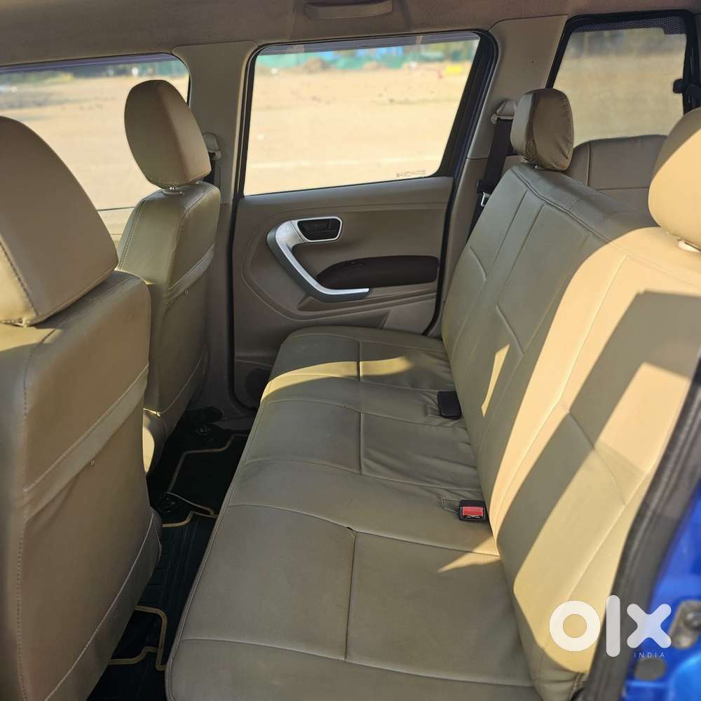 Mahindra Tuv 300 Diesel 2016 End