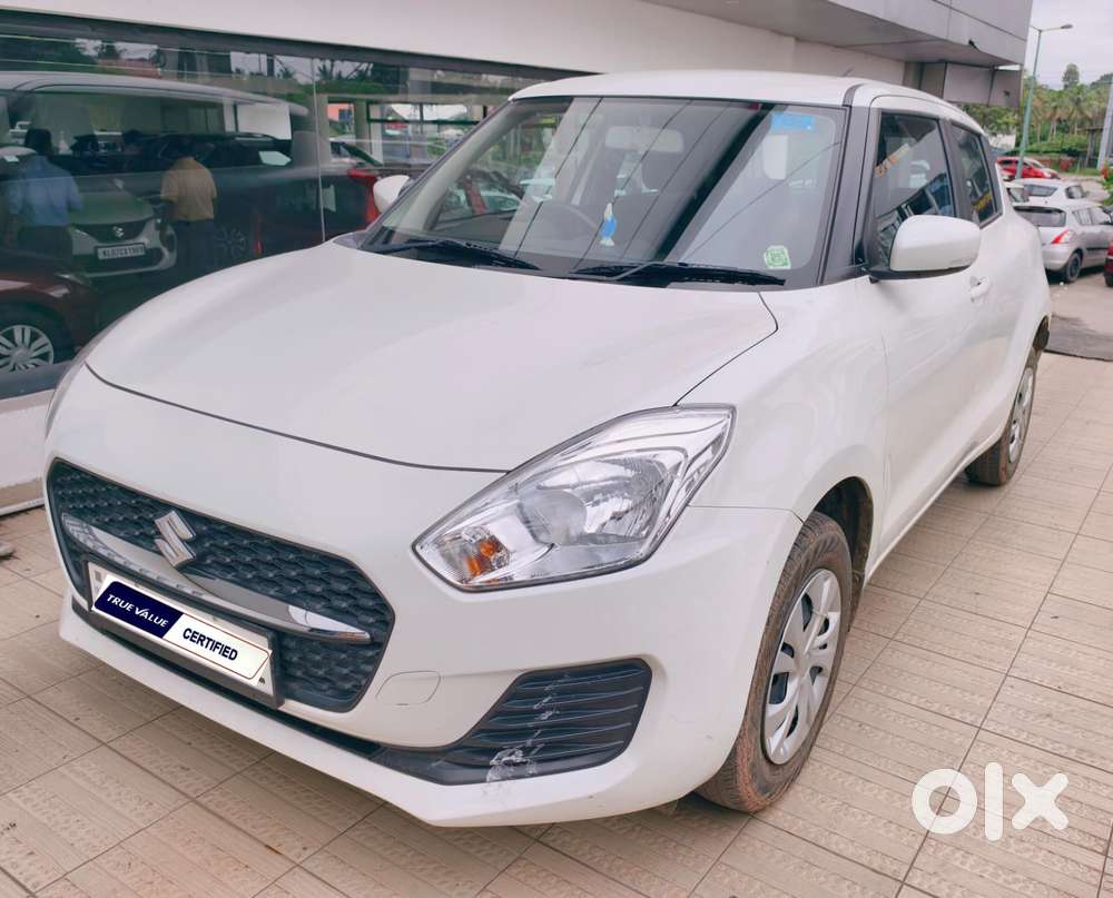 Maruti Suzuki Swift Vxi Optional, 2022, Petrol