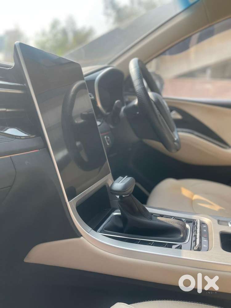 Mg Hector Savvy Pro 1.5 Turbo Cvt, 2025, Petrol