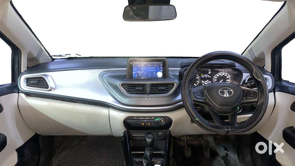 Tata Altroz 1.2 Xt, 2022, Petrol