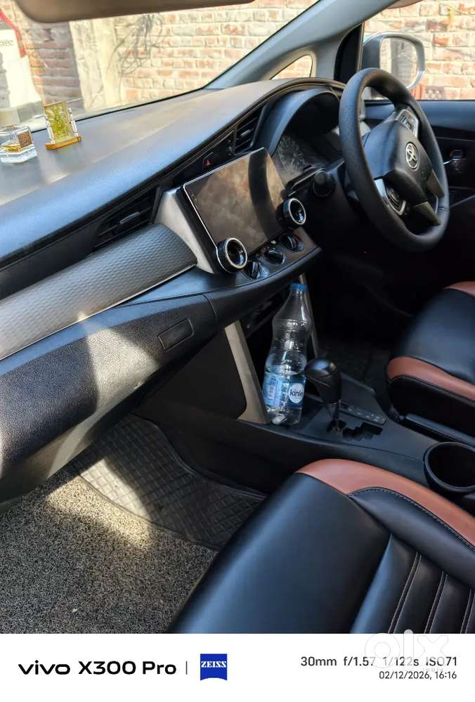 Toyota Innova Crysta 2017 Diesel Well Maintained