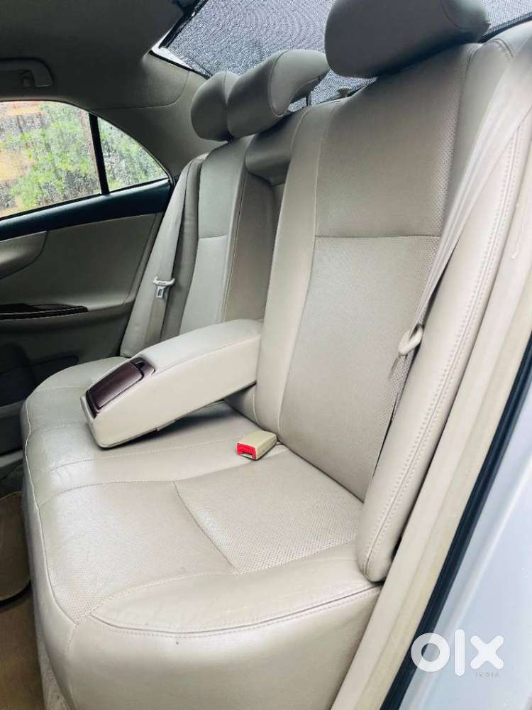 Toyota Corolla Altis [ ] 1.8 Vl At, 2012, Petrol
